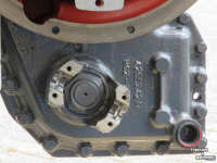 Baggerlader New Holland PowerShift Transmission voor L115 LB115B LB 110 LB90 CNH parts nr:84136448B