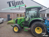 Schlepper / Traktor John Deere 4066R