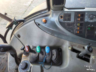 Schlepper / Traktor Valtra T131
