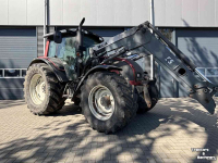 Schlepper / Traktor Valtra N141