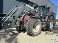 Schlepper / Traktor Valtra N141