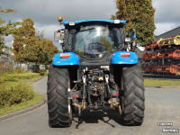 Schlepper / Traktor New Holland T6020