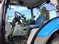 Schlepper / Traktor New Holland T6020