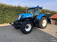 Schlepper / Traktor New Holland T7.200 RC