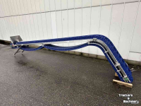 Förderband  Franz Nahrungsmittelmaschinen elevator  Stijle opvoerband met schakelband  30 cm breed