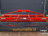 Saatbettkombination ADV Technik Frontzaaibedcombinatie  Frontverkruimelaar ook in 2,5 + 3,5 + 4 mtr.