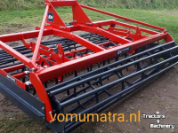 Saatbettkombination ADV Technik Frontzaaibedcombinatie  Frontverkruimelaar ook in 2,5 + 3,5 + 4 mtr.