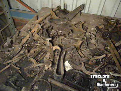 Gebrauchte Teile für Traktoren Deutz 4006/4506/5006/5206/5506/6206