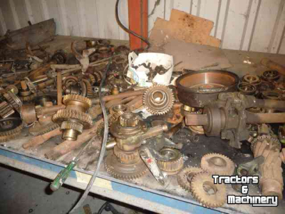 Gebrauchte Teile für Traktoren Deutz 4006/4506/5006/5206/5506/6206