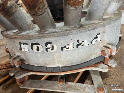 Sonstiges Güllemaschinen und Zubehör Peecon Mestverdeler, verdeelmolen 20 uitlopen