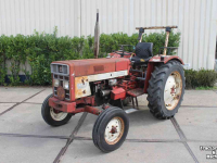 Schlepper / Traktor International 453 Cormick IHC International Harvester Case-IH trekker tractor