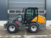 Radlader Giant G3500 mini shovel kniklader