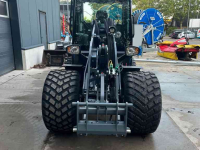 Radlader Giant G3500 mini shovel kniklader