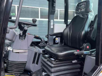 Radlader Giant G3500 mini shovel kniklader