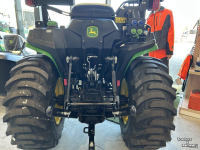 Obsttraktor John Deere 3038E