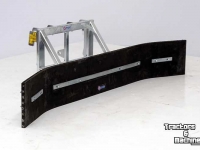 Sonstiges Rasen- und Grundstückspflegemaschinen und Zubehör Qmac Rubber mud scraper blades 1.50 mtr hookup Thaler