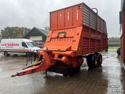 Lade- und Dosierwagen Kverneland Taarup TA 465 Ladewagen, opraapwagen, weidebouwmachines