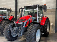 Schlepper / Traktor Massey Ferguson 5S.145 Dyna-VT