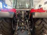 Schlepper / Traktor Massey Ferguson 5S.145 Dyna-VT
