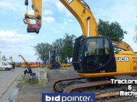 Raupenbagger JCB JS 200 LC Excavator on Tracks