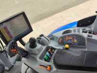 Schlepper / Traktor New Holland T7.245 PC Sidewinder INT4