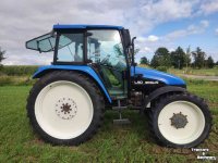 Schlepper / Traktor New Holland TL90
