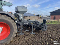 Grubber  Agroland Raptor 300 + Agriwir zaaimachine