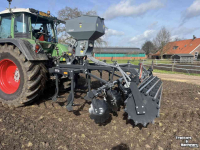 Grubber  Agroland Raptor 300 + Agriwir zaaimachine