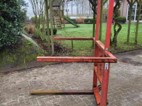 Sonstiges Bodenbearbeitungsgeräte und Zubehör De Clippeleir Palletdrager  1000 kg