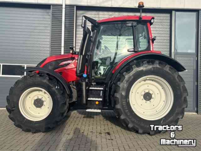 Schlepper / Traktor Valtra N175 Direct