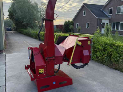 Holzhäcksler Lindana TP 200 PTO