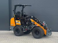 Radlader Giant G2300extra