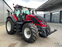 Schlepper / Traktor Valtra Q225, NIEUW!  Super scherp!