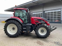 Schlepper / Traktor Valtra Q225, NIEUW!  Super scherp!