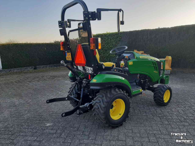 Gartentraktoren John Deere 1026R