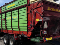 Schneidwerke & Pick-up Strautmann STRAUTMAN 230 DO Opraapdoseerwagen