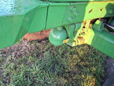 Schlepper / Traktor John Deere 6830