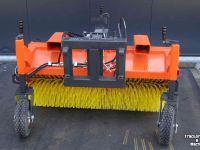 Kehrmaschine Hofstede Veegmachine Model TOP-MT Borstel 60cm voor mini loader verreiker shovel heftruck