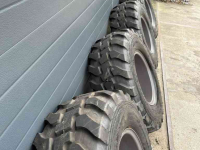 Räder, Reifen, Felgen & Distanzringe Alliance 365/70R18