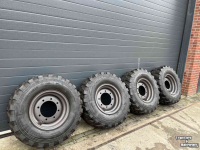 Räder, Reifen, Felgen & Distanzringe Alliance 365/70R18