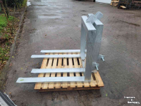 Sonstiges Bodenbearbeitungsgeräte und Zubehör  Palletdrager  1000 kg