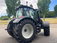 Schlepper / Traktor Valtra N155A
