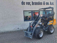 Radlader Giant G2300HD