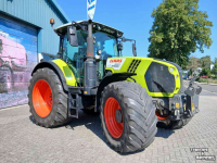 Schlepper / Traktor Claas Arion 660 CMATIC CEBIS