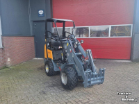 Radlader Giant D332ST