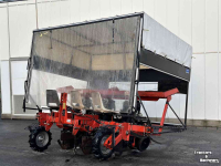 Pflanzmaschine Gregoire Besson Cemag  preiplantmachine  3 rijen