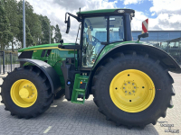 Schlepper / Traktor John Deere 6M 185