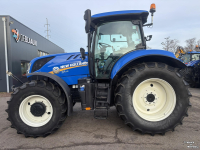 Schlepper / Traktor New Holland T7.175 RC