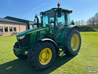 Schlepper / Traktor John Deere 5100R