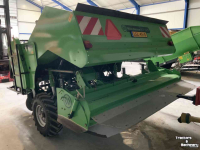 Kartoffellegemaschine Miedema CP42 bekerpootmachine  | getrokken | aanaardkap | dewulf